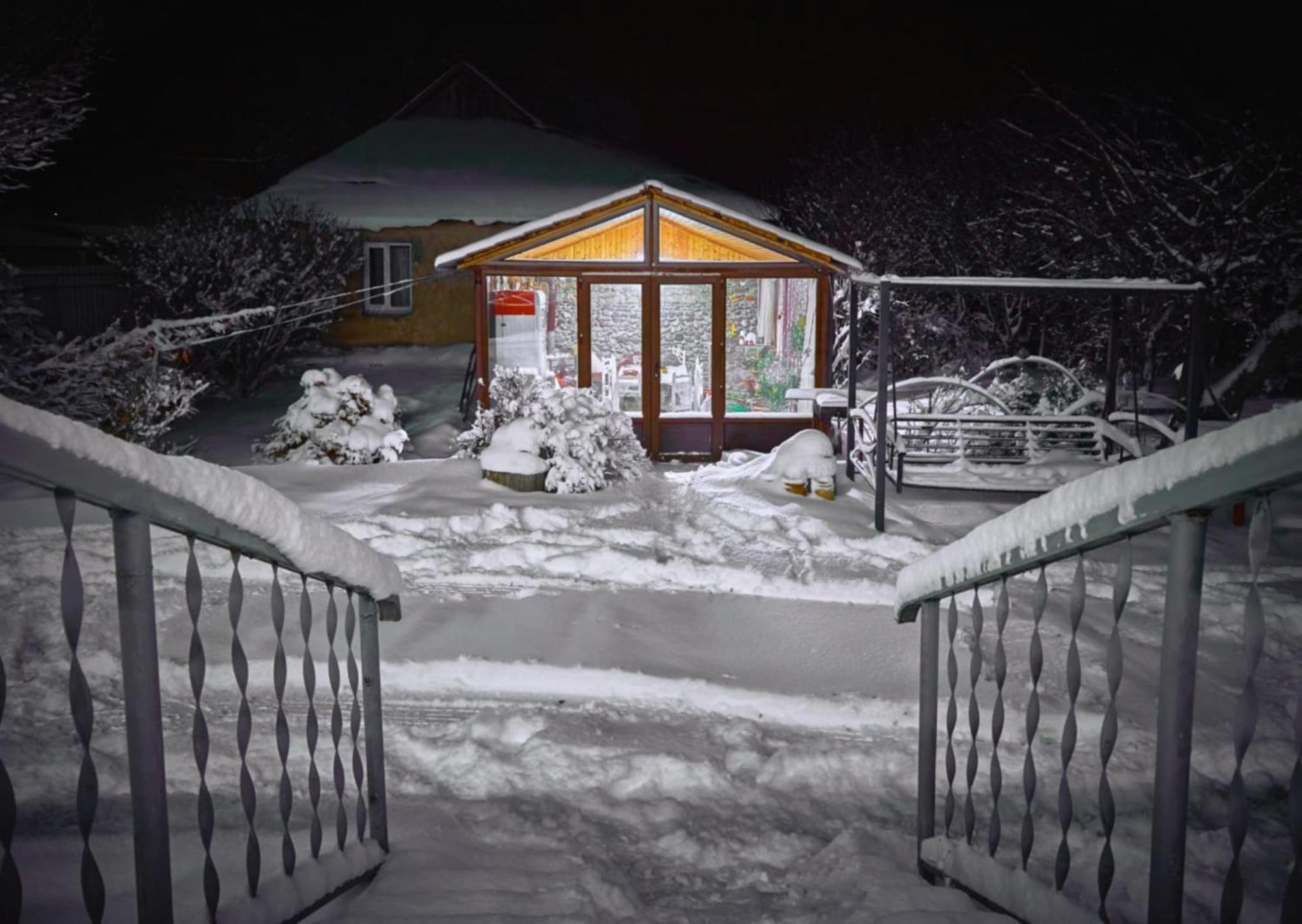 Family Hotel Maia - Cемейная Гостиница Майя Dashbashi Esterno foto